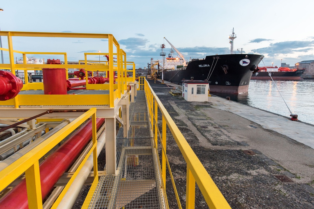 EDISON e Q8 insieme per un deposito costiero small scale di GNL nel porto di Napoli