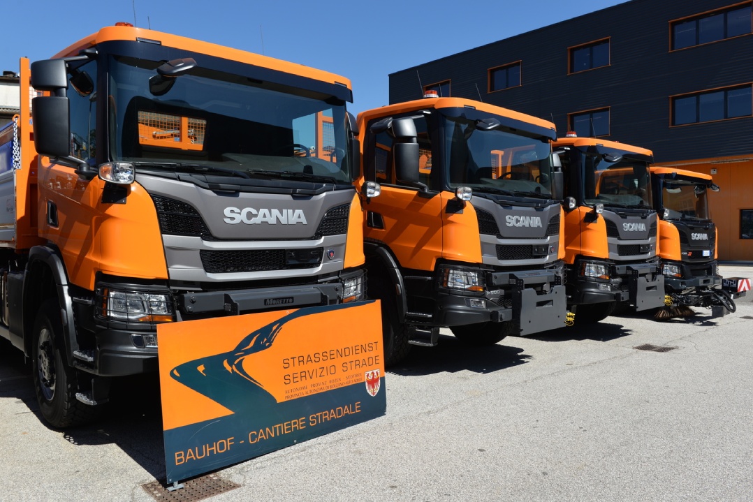 Mobilità sostenibile: l’Alto Adige rinnova il parco mezzi per il Servizio Strade con 7 veicoli Scania di nuova generazione