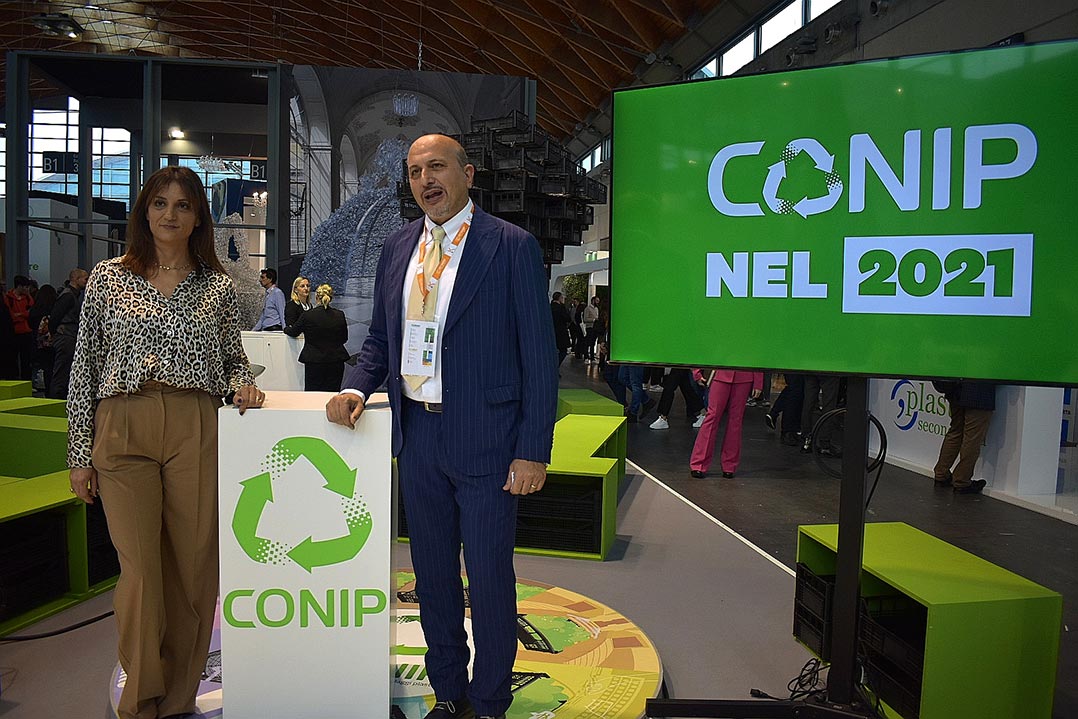 CO.N.I.P certifica i benefici ambientali del closed loop delle cassette in plastica