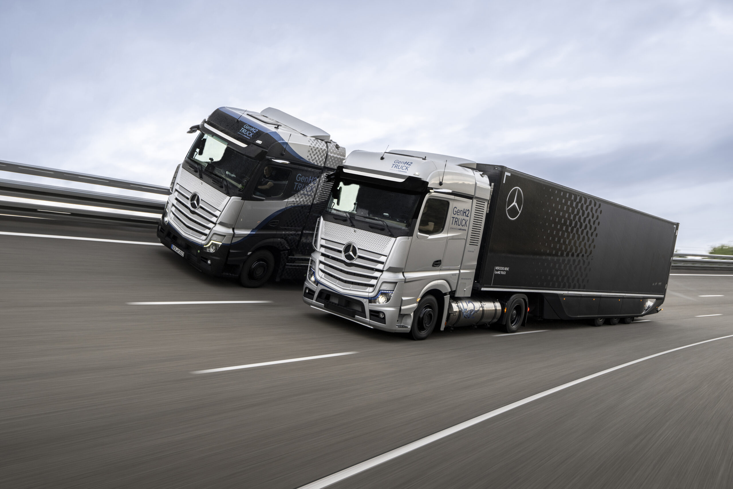 Daimler Truck sta testando truck a celle a combustibile basate sull’idrogeno liquido