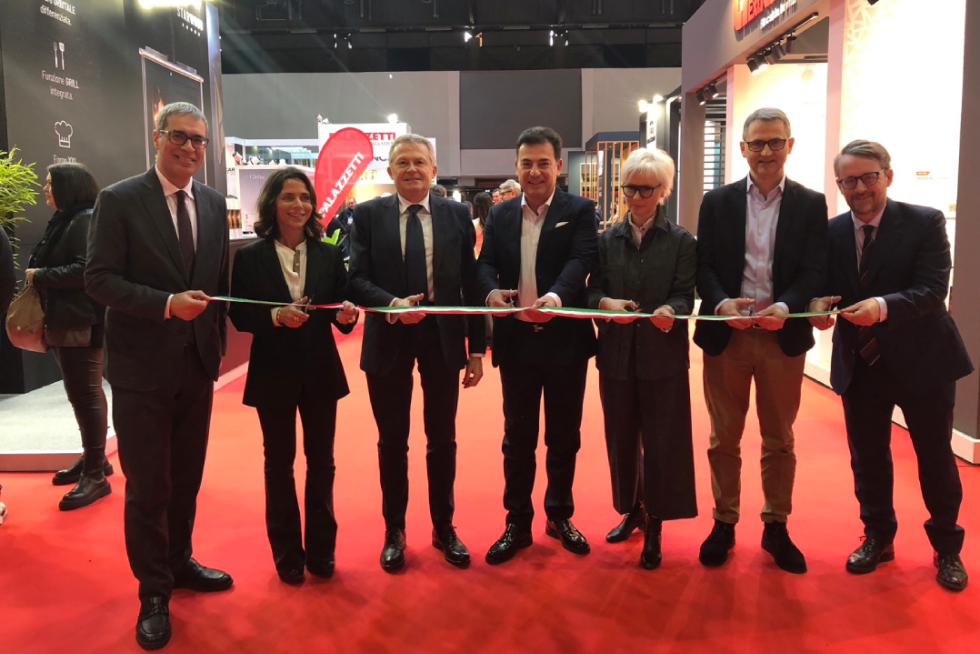 Italia Legno Energia chiude con oltre 15mila ingressi La filiera del riscaldamento a biomassa riparte da Arezzo E guarda già a Verona: appuntamento nel 2024