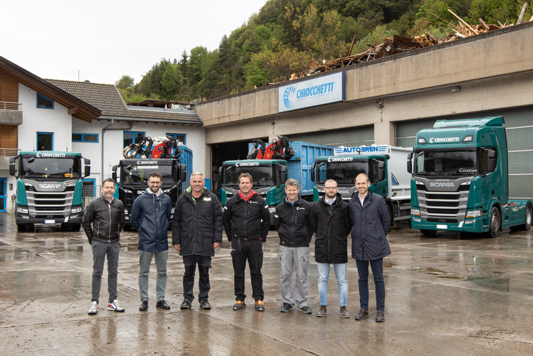 In Trentino il primo ibrido plug-in per la raccolta rifiuti. Fino a 60 chilometri in elettrico