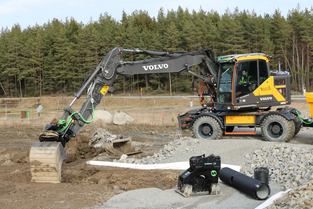 Steelwrist e Volvo CE: il lancio degli attacchi rapidi SQ Auto Connect