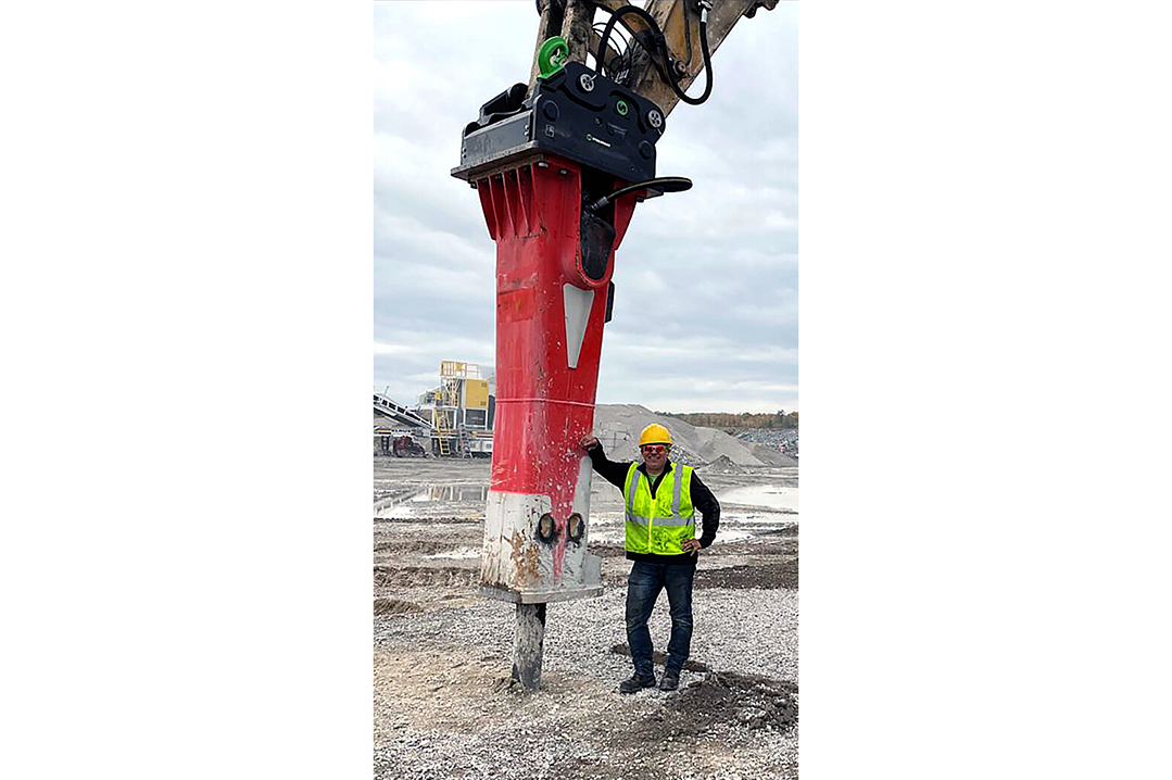 Steelwrist aggiunge SQ90 alla gamma di attacchi rapidi con connessioni idrauliche