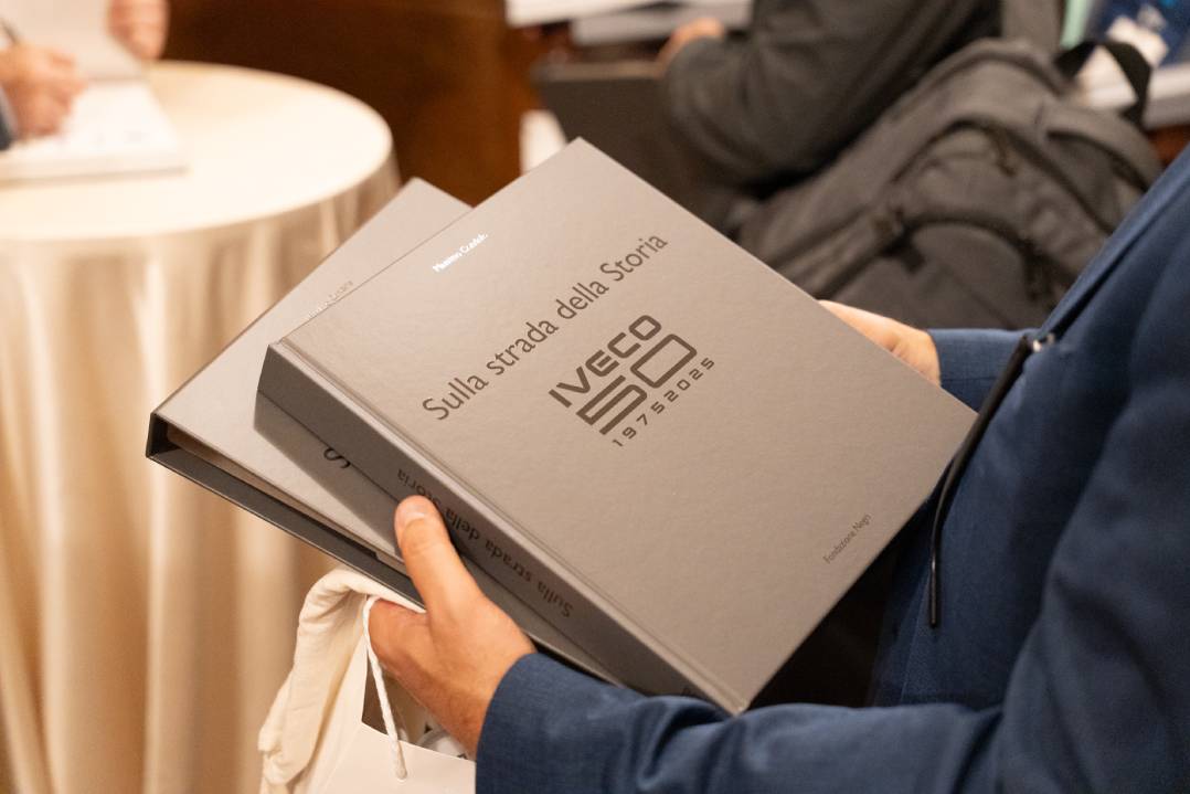 Sulla strada della Storia: IVECO presenta il libro dedicato ai suoi 50 anni