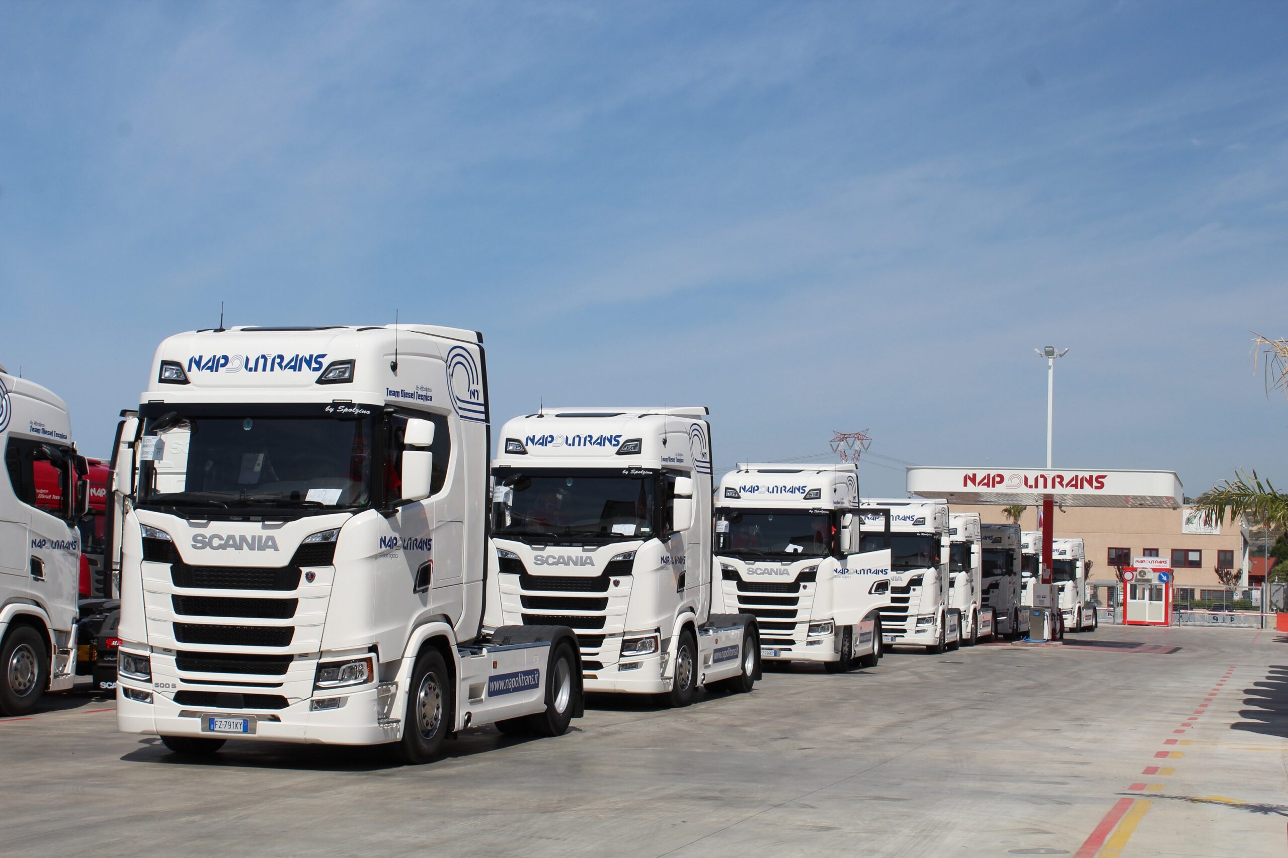 Napolitrans dà il via ad una nuova era con una sede rinnovata e 60 veicoli Scania