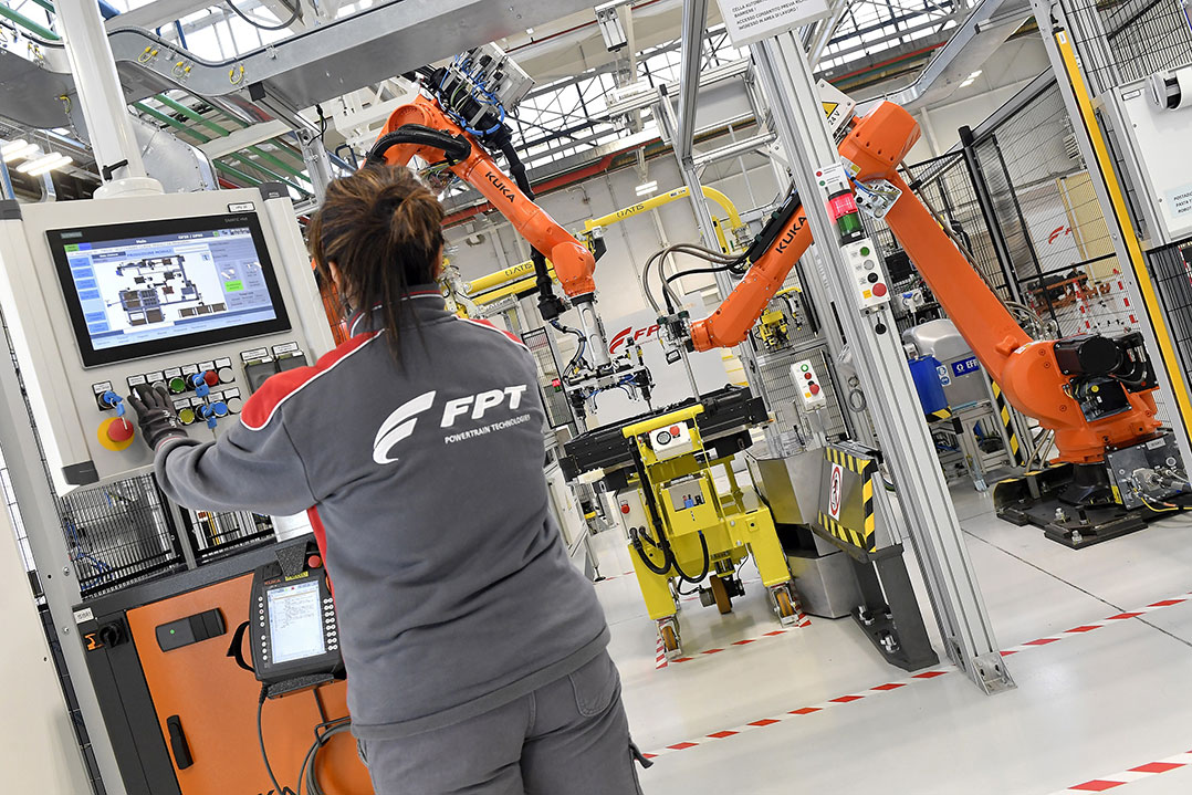 FPT Industrial inaugura il nuovo stabilimento ePowertrain a Torino. Inizia qui il futuro della mobilità a emissioni zero