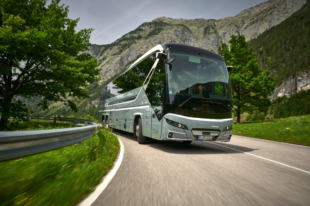 Sugli autobus MAN SafeStop Assist aiuta a prevenire gravi incidenti