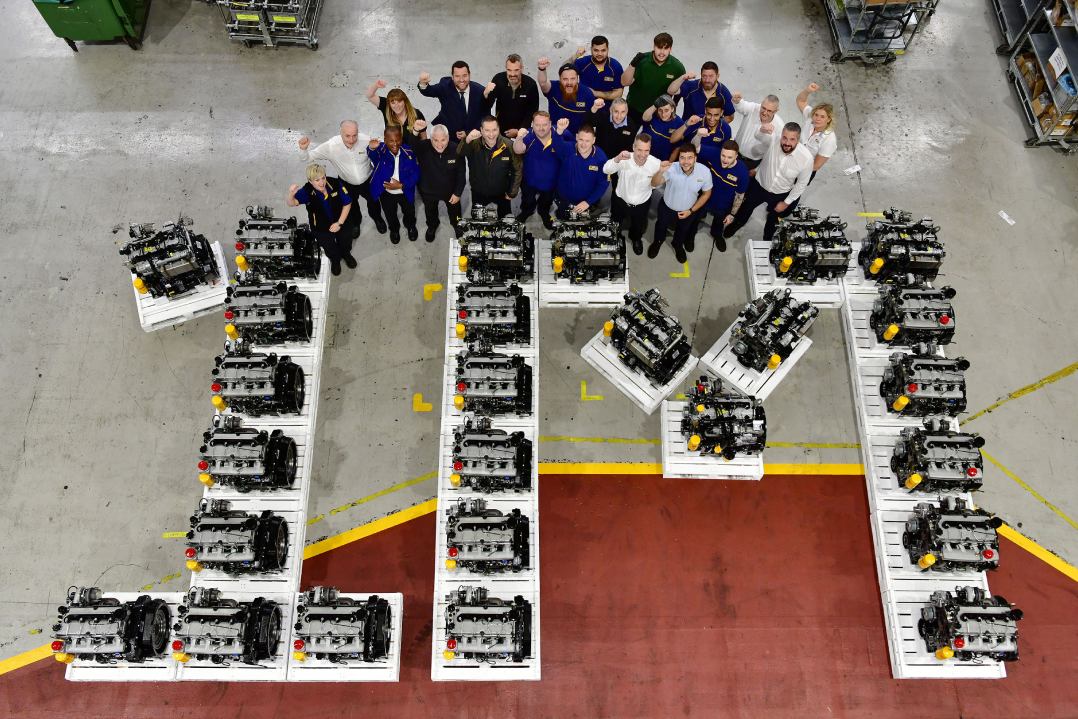 JCB celebra uno straordinario traguardo nella produzione di motori