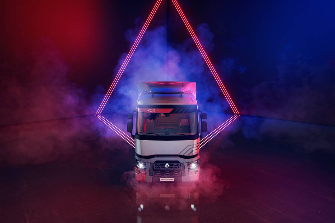 Renault Trucks presenta il T Red, la nuova serie speciale dell’usato che rappresenta l’approccio dell’azienda all’economia circolare