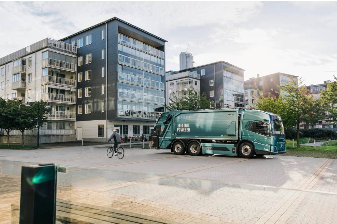 Volvo Trucks introduce la limitazione automatica della velocità per una maggiore sicurezza